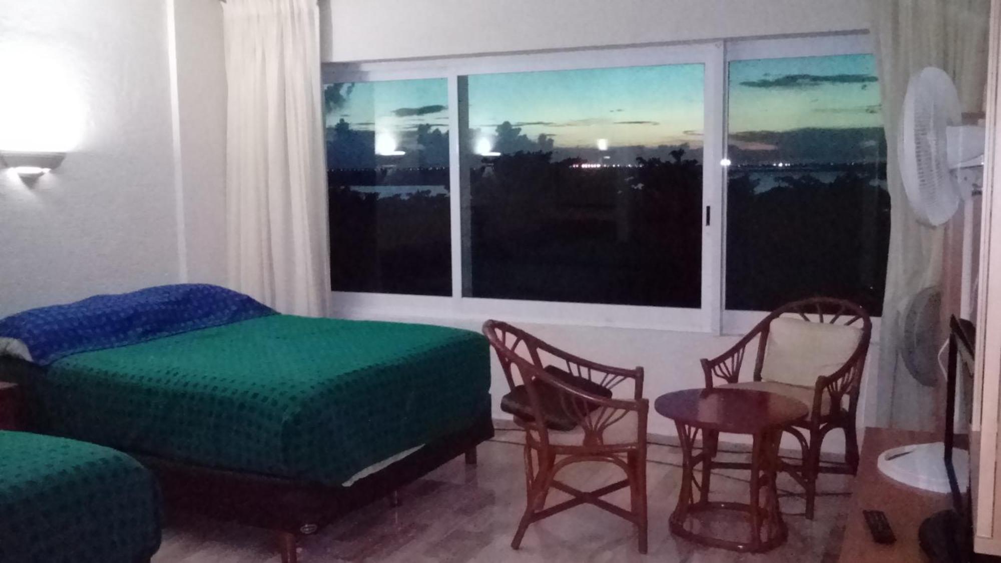 Suites Brisas Cancún Buitenkant foto